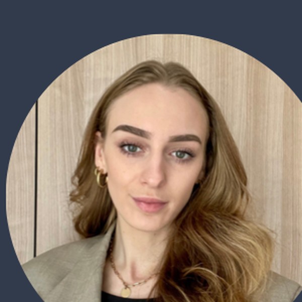 Justine Weller, cheffe de projet visual merchandising